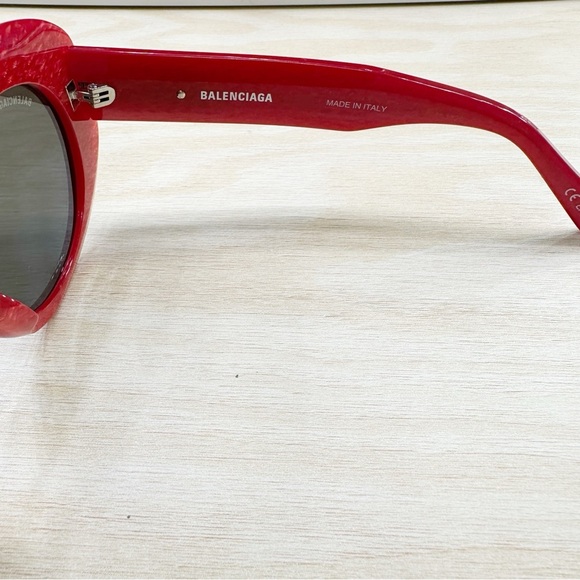 New BALENCIAGA 52MM Cat Eye Sunglasses - Picture 6 of 6